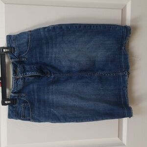 Jean skirt with front slit